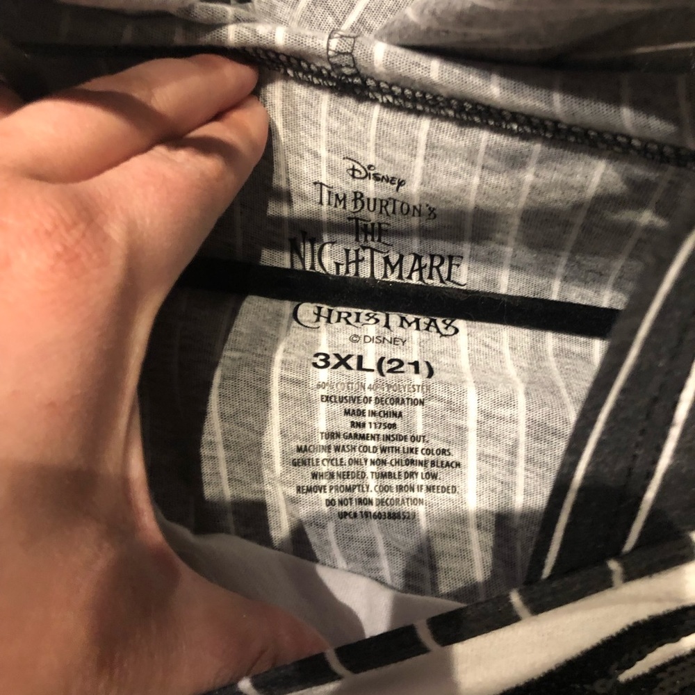 Used 3XL Disney Jack Skellington Hood Shirt Tim Burton’s Nightmare Before Xmas - Picture 5 of 8